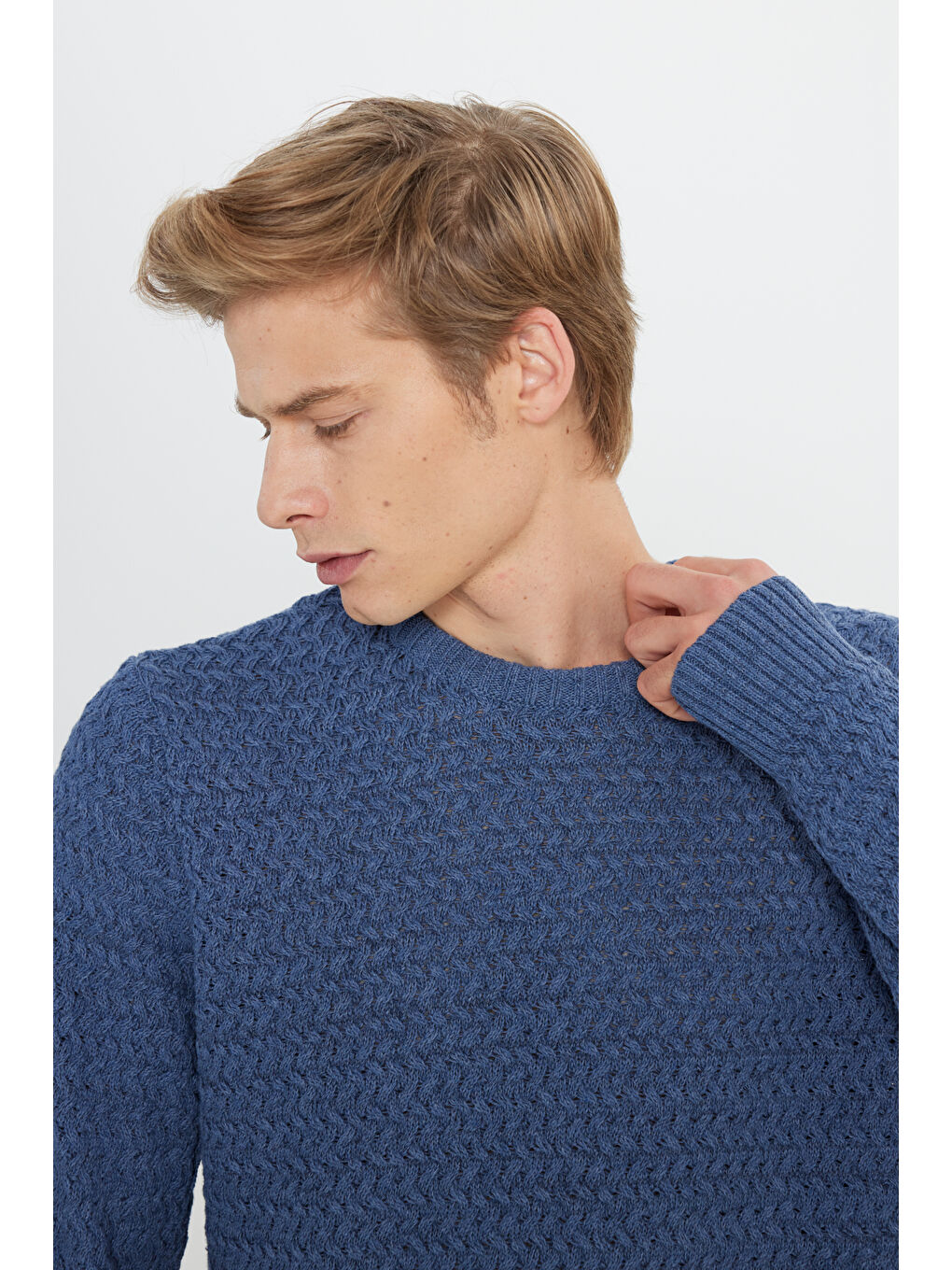 Regular Fit Normal Kesim Bisiklet Yaka Lacivert Triko-3