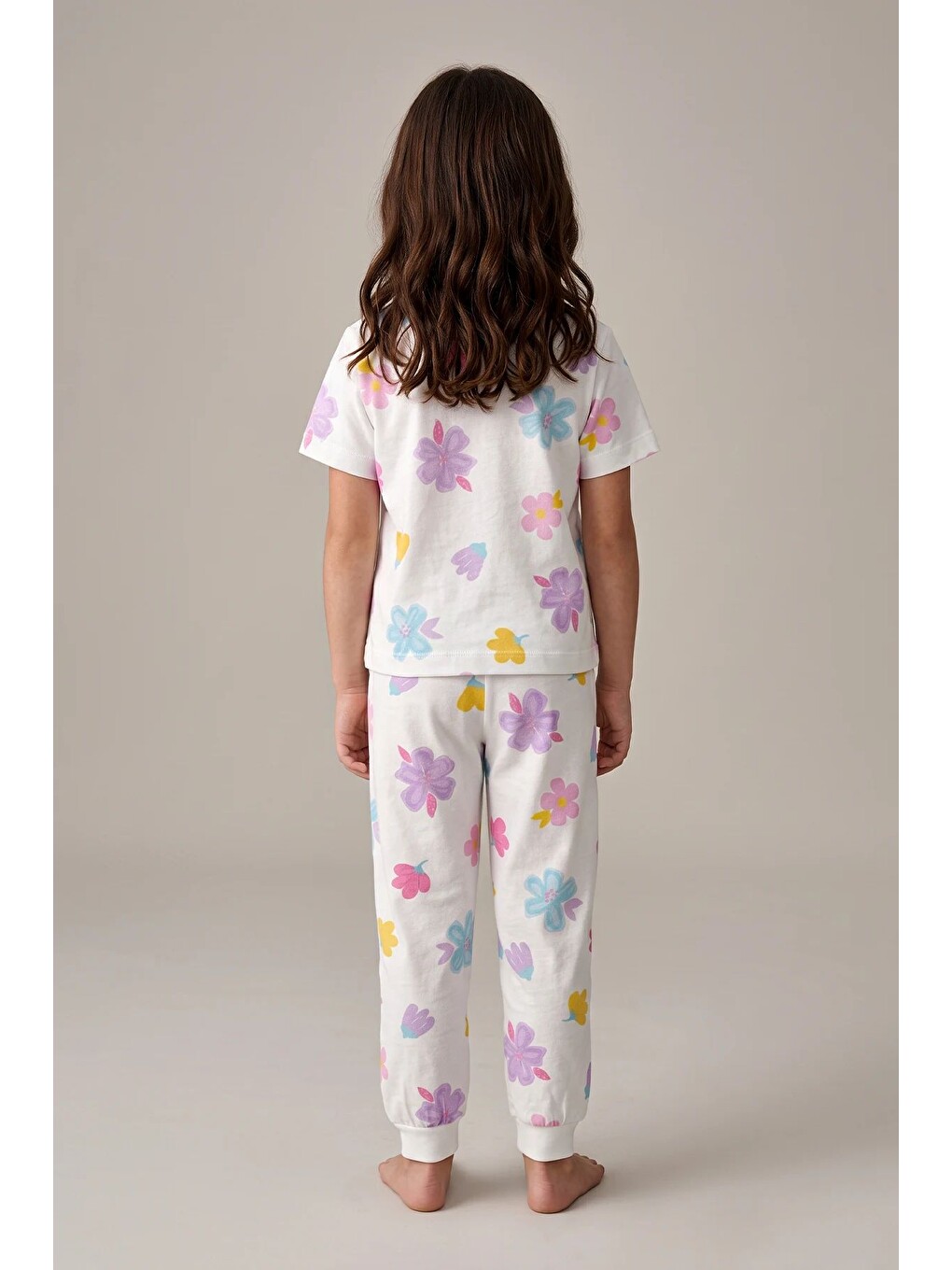 Pastel Renkli Çiçek Desenli Beyaz Kız Çocuk %100 Pamuk Pijama Takımı-6