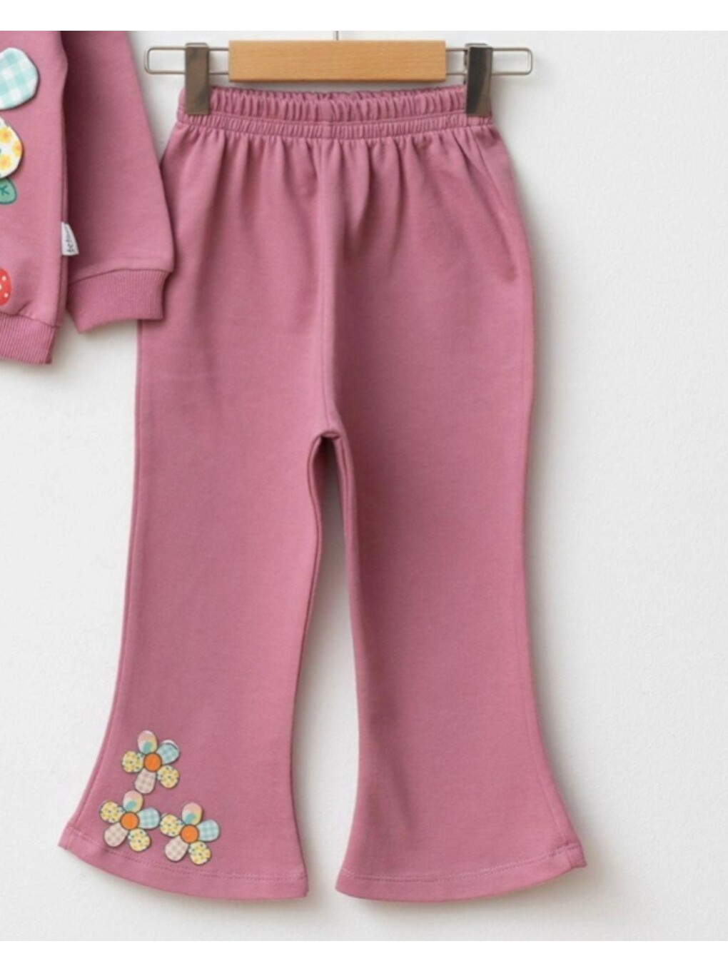 Pembe Kız Çocuk Mobil Çiçek Nakış Detaylı, İspanyol Paça Pantalonlu 2 İp Mevsimlik Alt Üst Takım-2