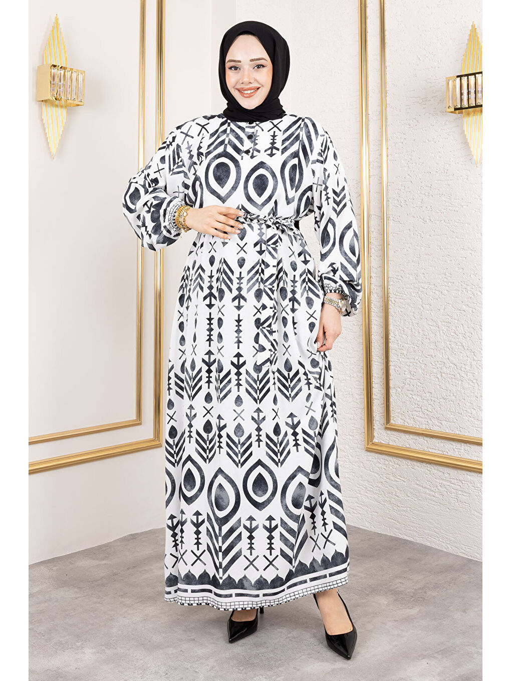 Damla Desenli Viskon Elbise TSD250140 Siyah-3