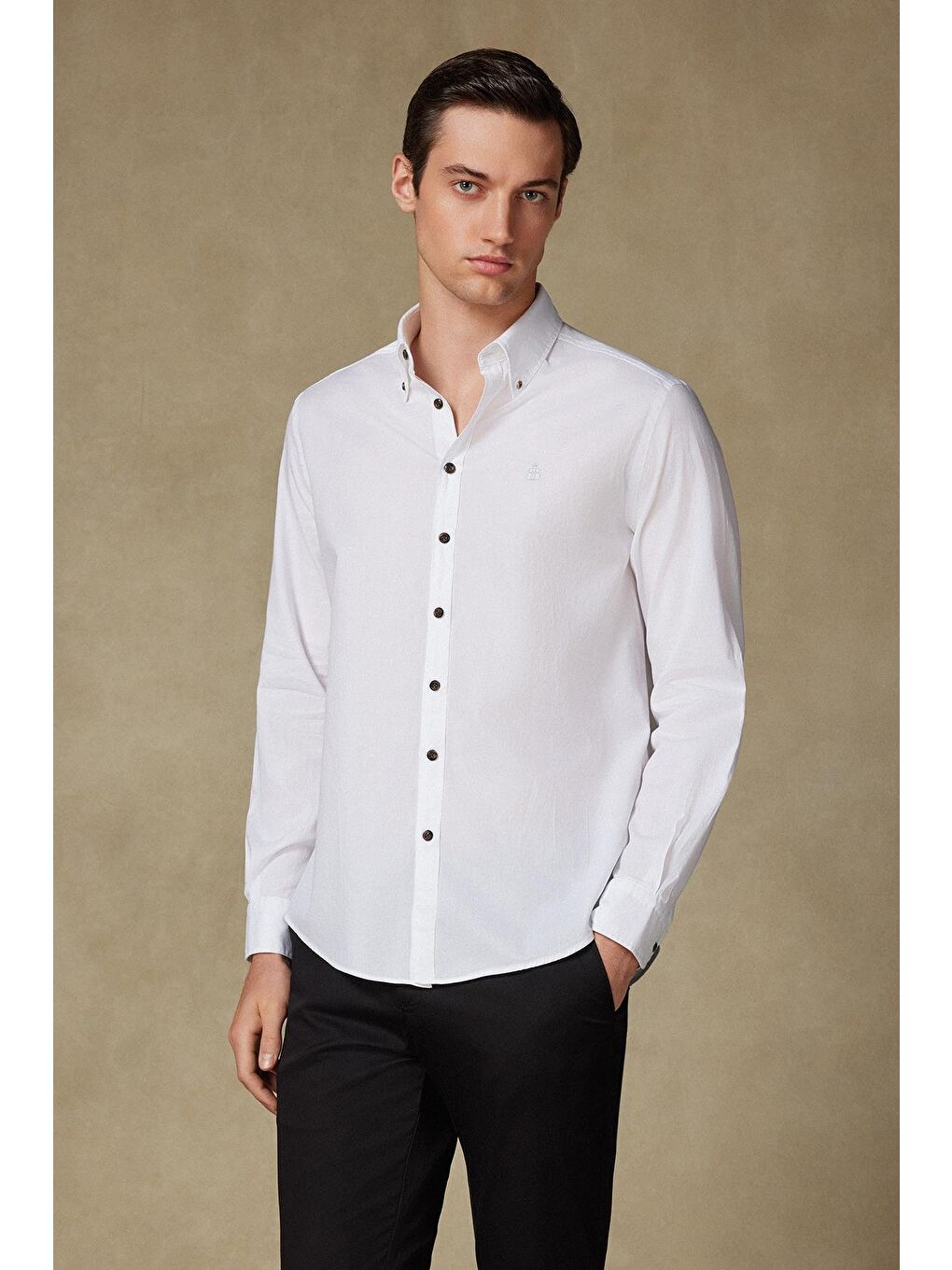 Mario Poplin Pamuklu Comfort Fit Beyaz Düğmeli Yaka Erkek Düz Gömlek