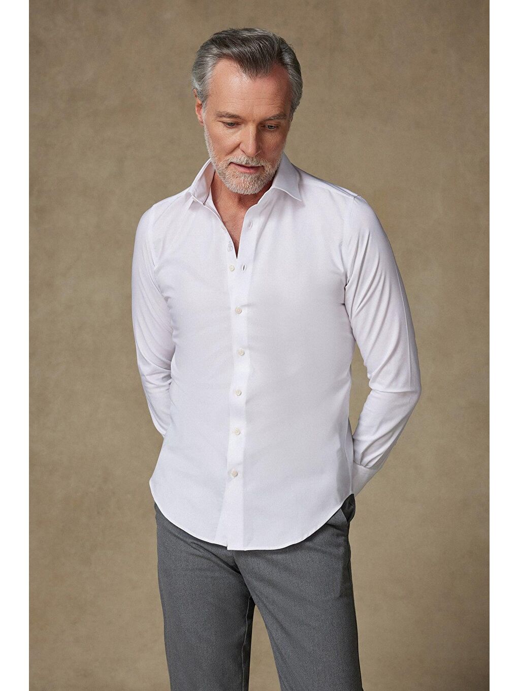 Donatello Twill Pamuklu Slim Fit Beyaz Klasik Yaka Erkek Düz %100 Pamuk Gömlek