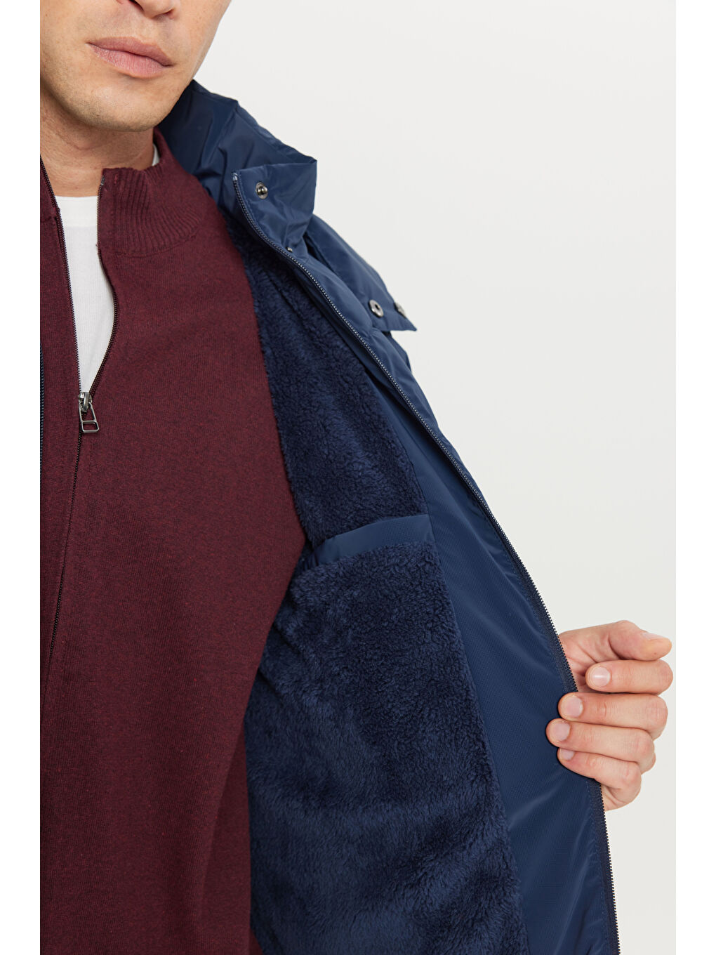 Erkek Lacivert Standart Fit Normal Kesim Dik Yaka Kapüşonlu Yan Cepli-3