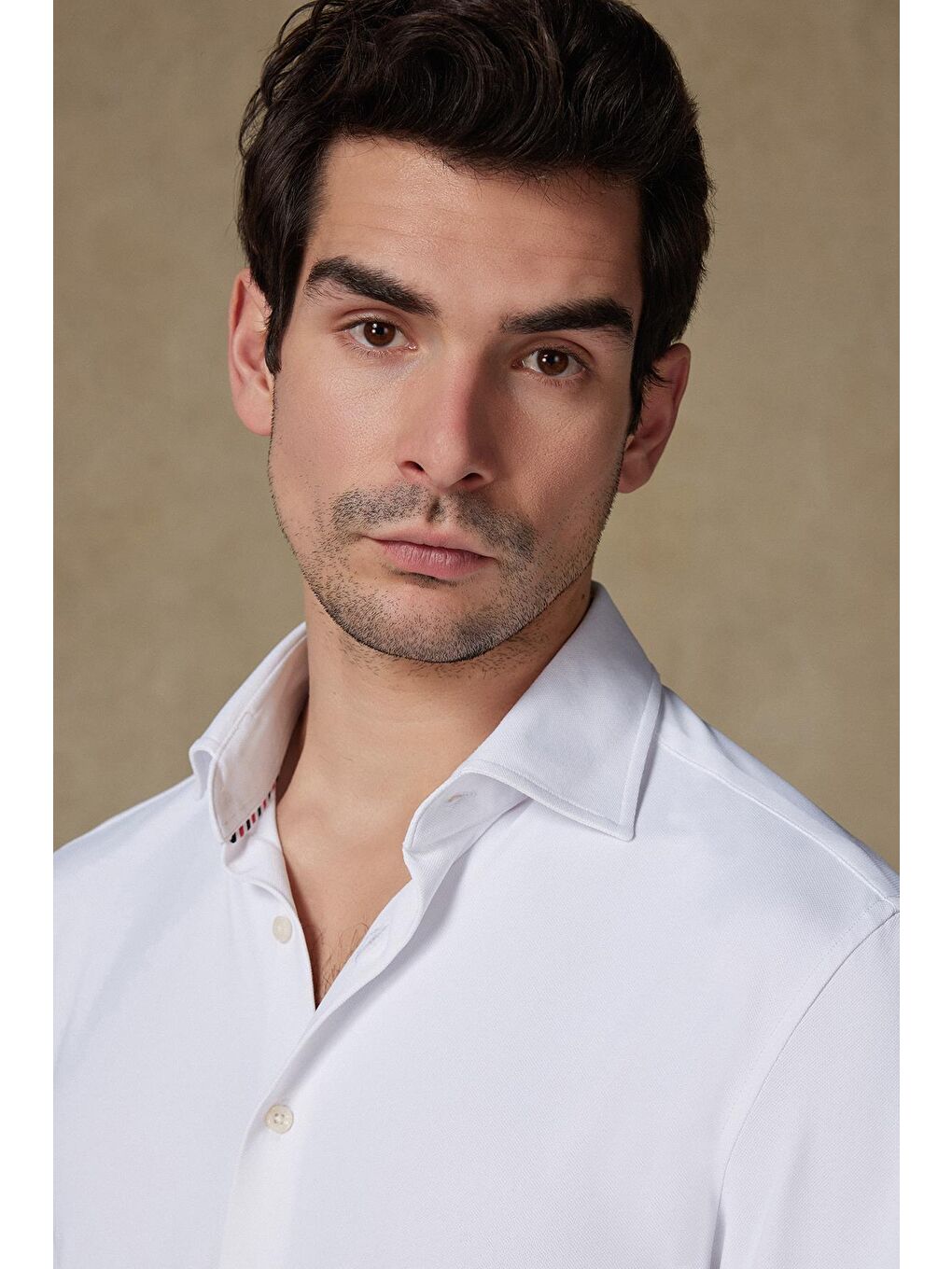 Rico Performans Polyamid Karışımlı Comfort Fit Beyaz Klasik Yaka Erkek Düz Gömlek-2