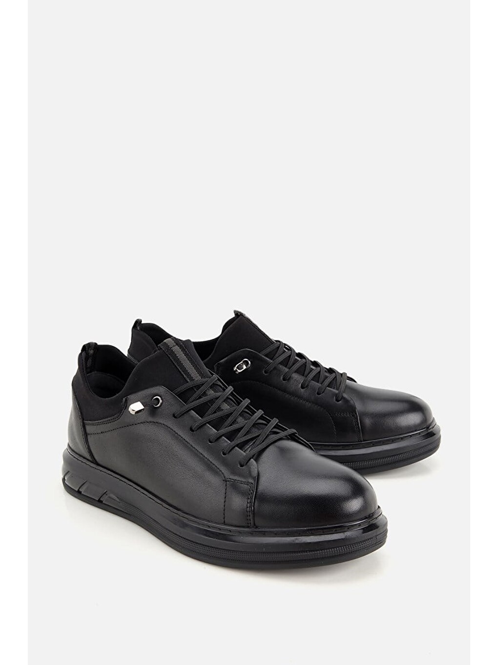 Erkek Siyah Deri Bağcıklı Sneaker-1