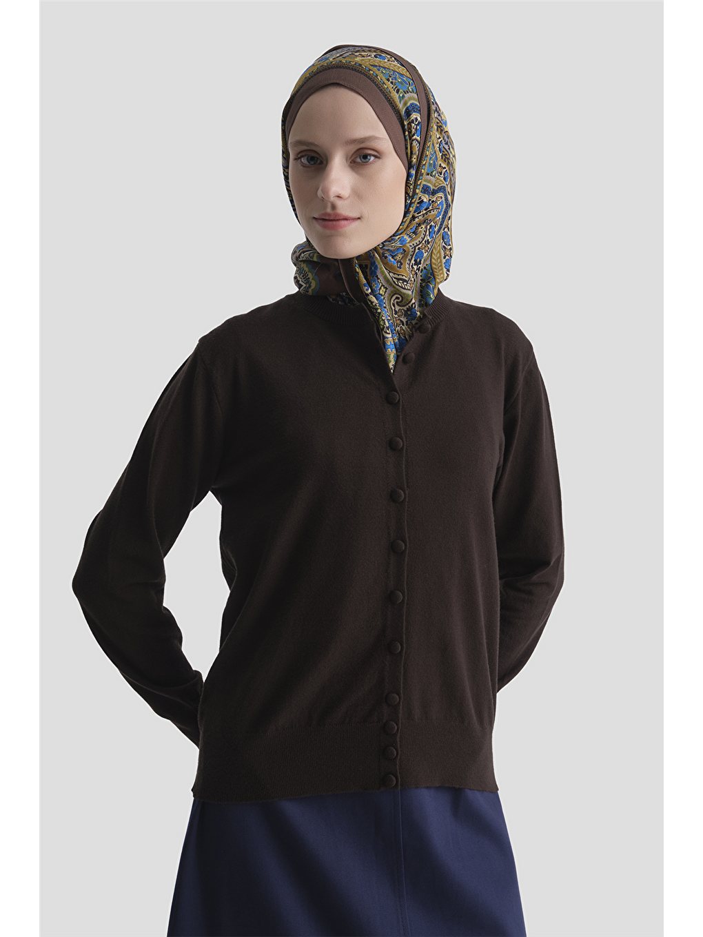Kahverengi Düğme Detaylı Basic Hırka Acı Kahve-2