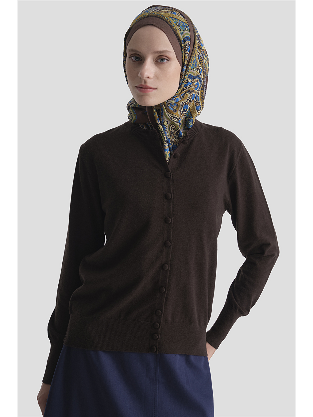 Kahverengi Düğme Detaylı Basic Hırka Acı Kahve-4