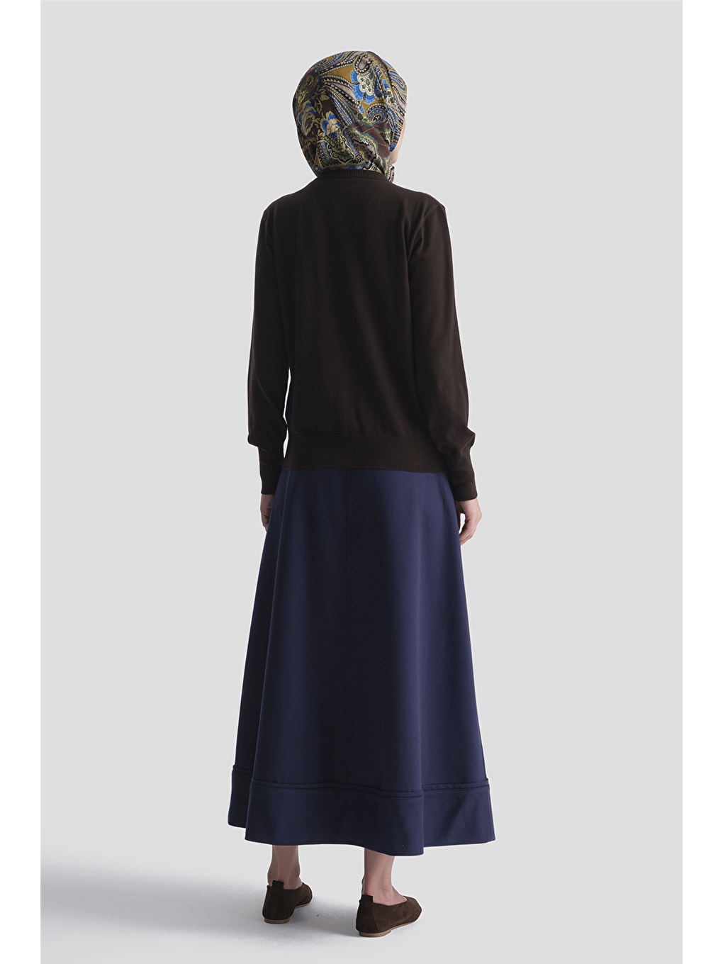 Kahverengi Düğme Detaylı Basic Hırka Acı Kahve-5