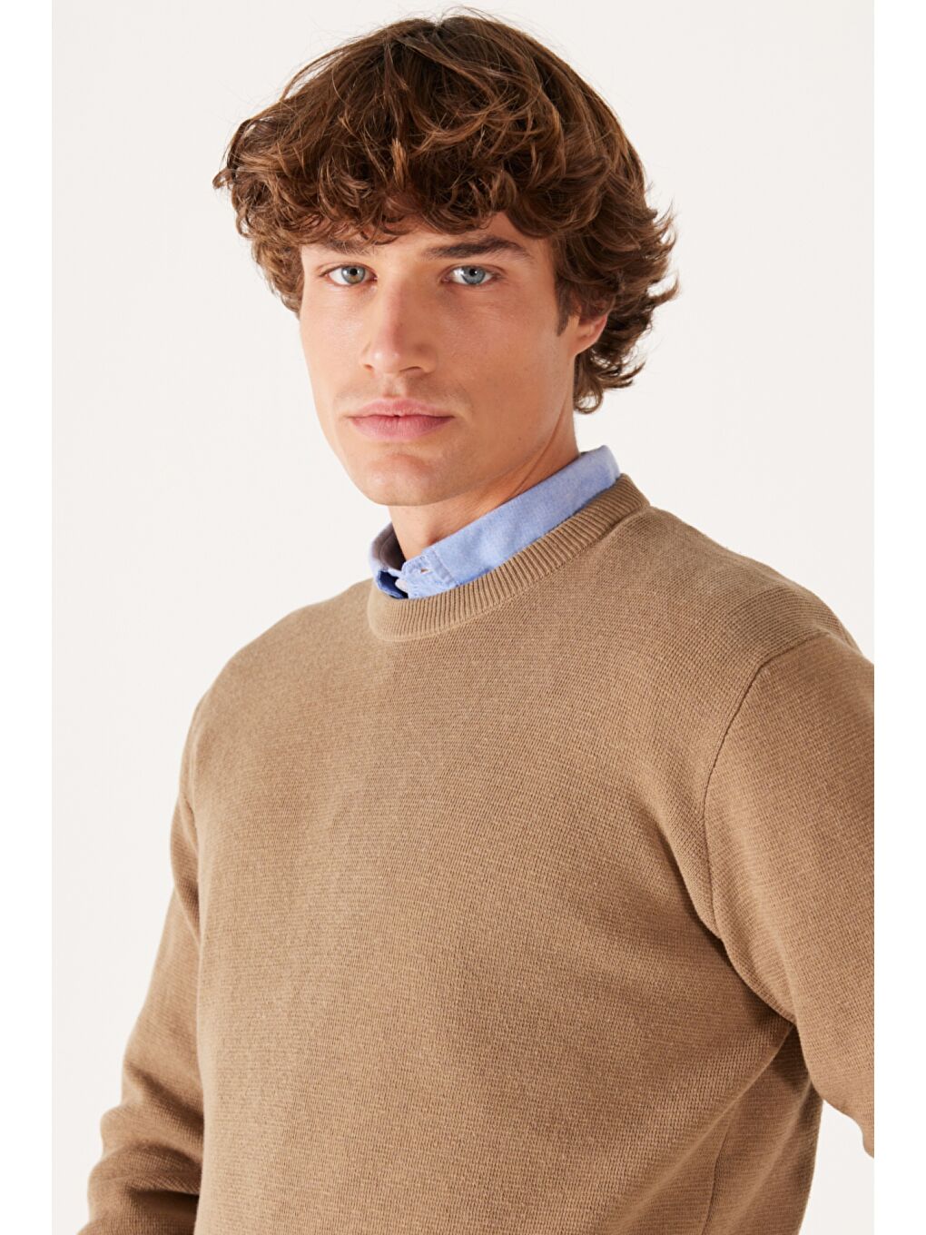 Bej Regular Fit Normal Kesim Bisiklet Yaka Camel Tirko Kazak-3