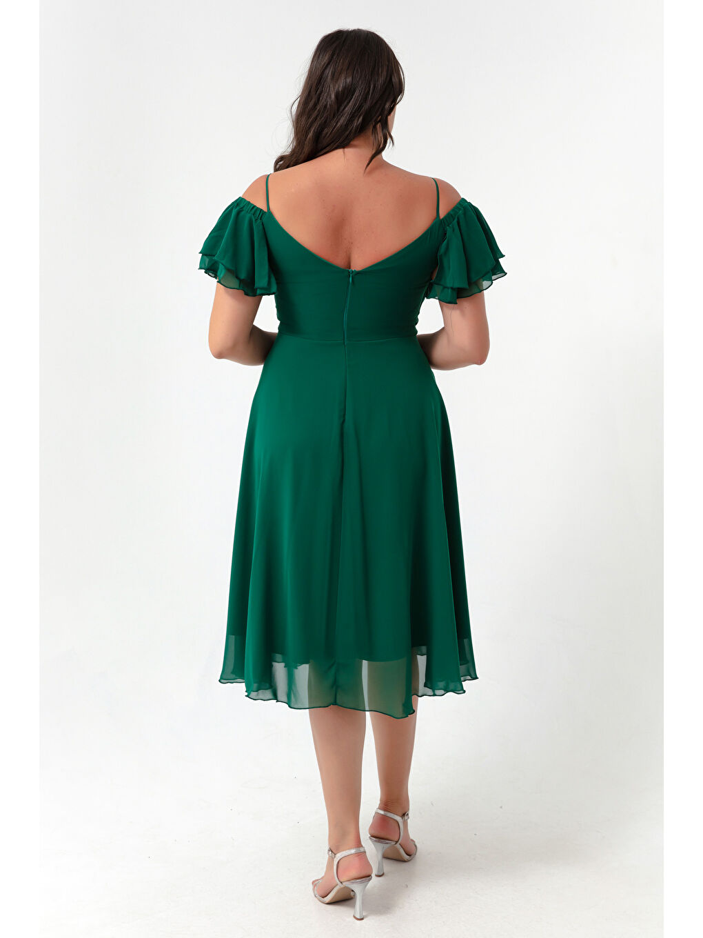 Kadın Zümrüt Yeşili Askılı Kloş Kesim Midi Büyük Beden Abiye Elbise-4