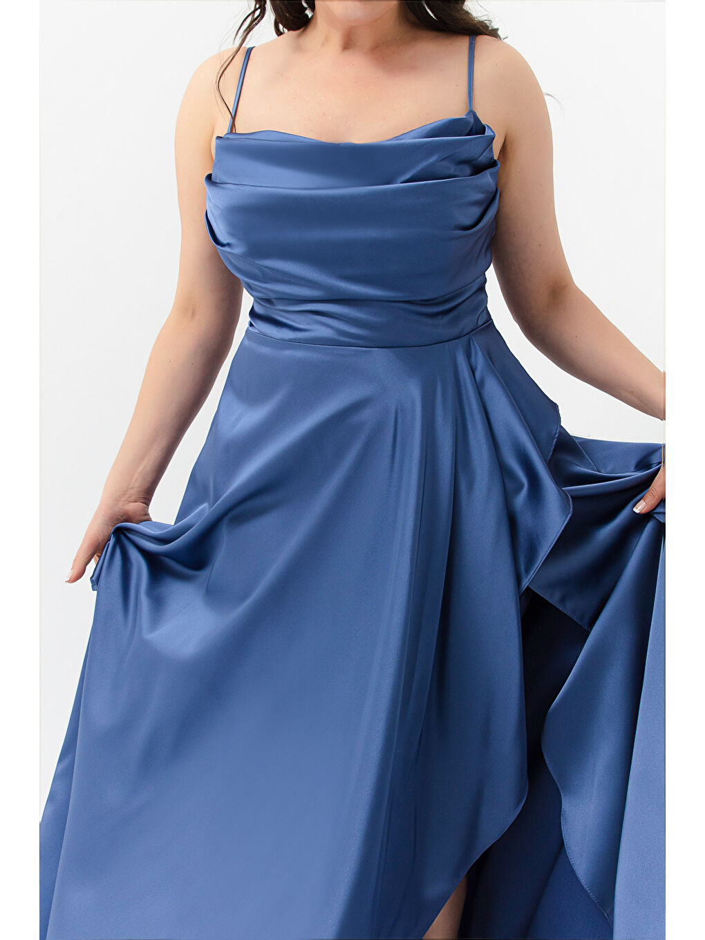 Kadın İndigo Volanlı Yırtmaçlı Büyük Beden Saten Abiye Mezuniyet Elbisesi-3