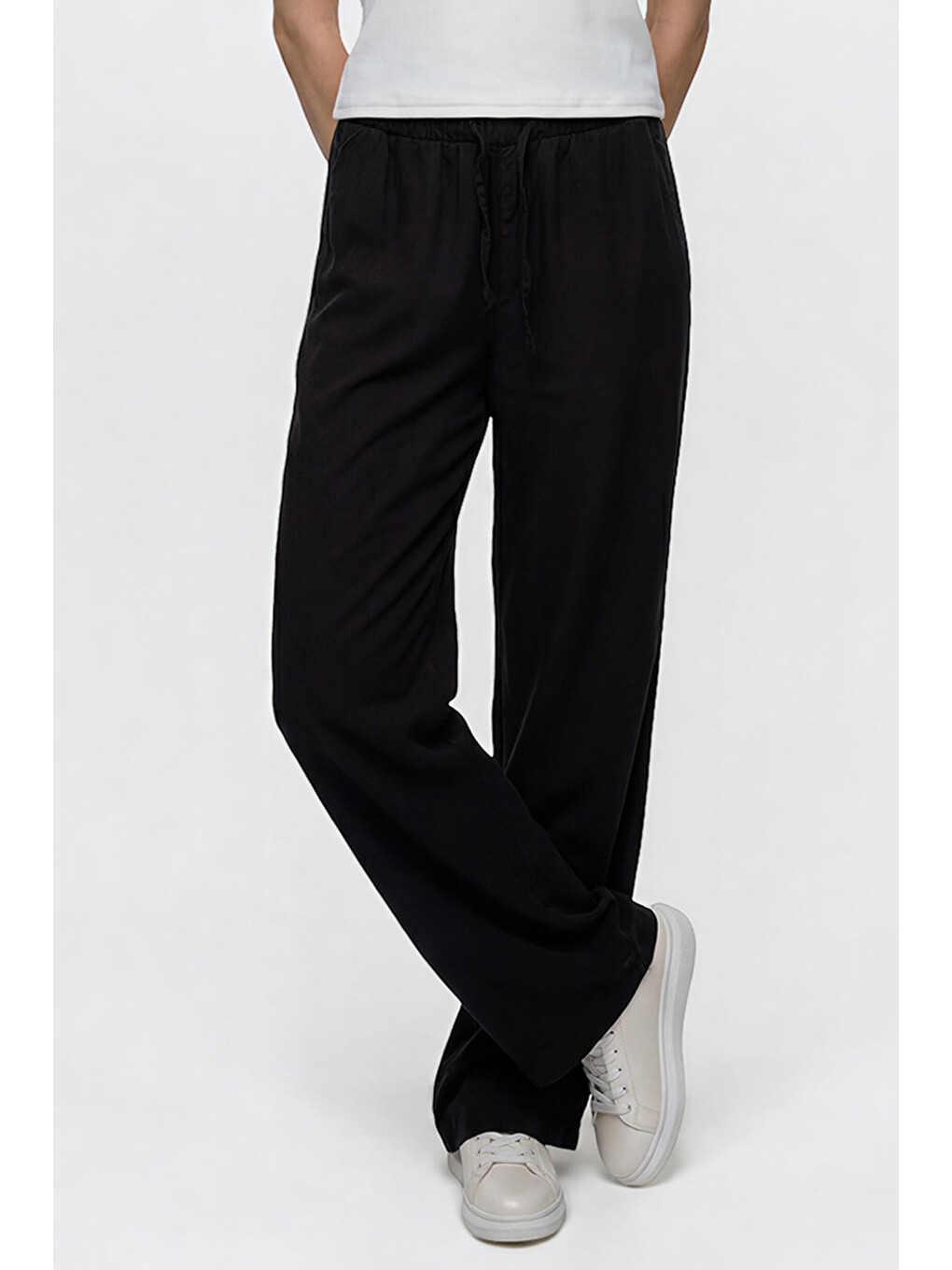 Siyah Yumuşak Dokulu Wide Leg Cepli Esnek Pantolon-3