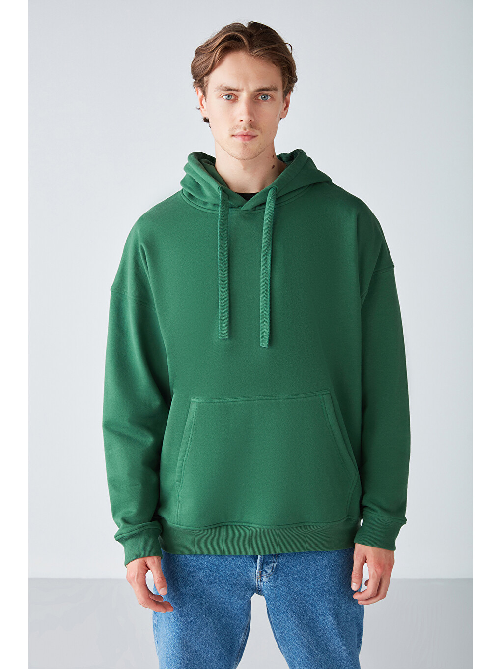 Steve Erkek Yumusaçık Kumaşlı Kordonlu Oversize Kapüşonlu Kanguru Cepli Yeşil Sweatshirt