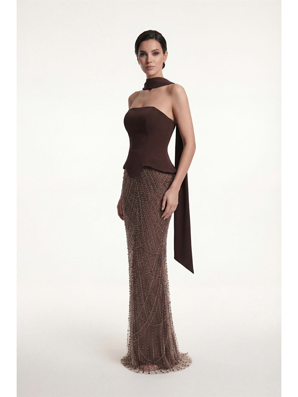 Kadın Kahverengi Dar Kalıp Straplez Taşlı Uzun Balık Abiye