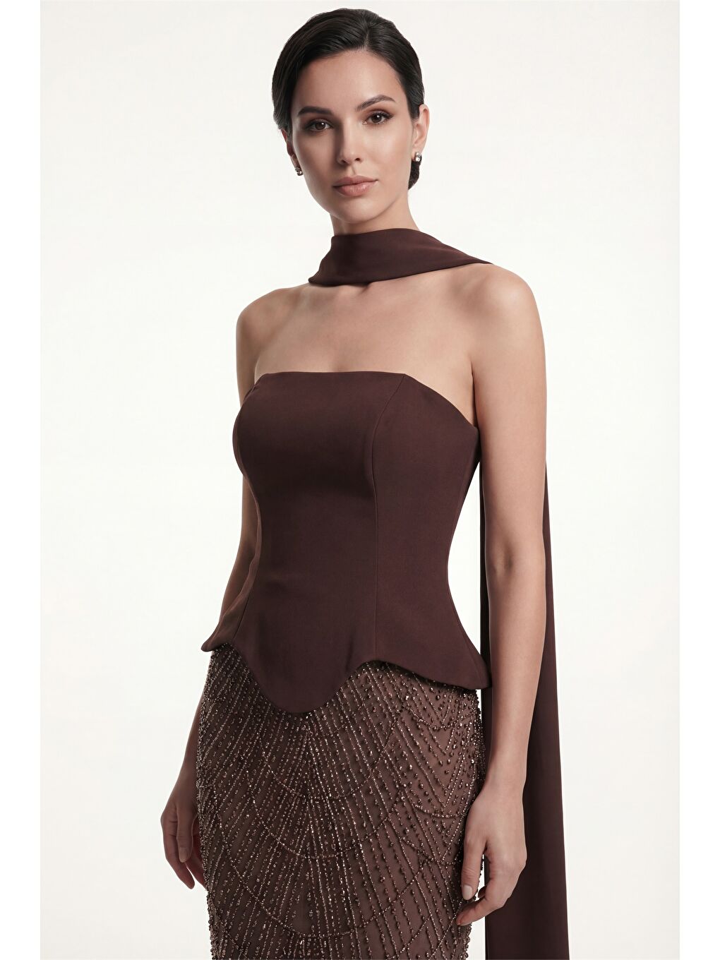 Kadın Kahverengi Dar Kalıp Straplez Taşlı Uzun Balık Abiye-2