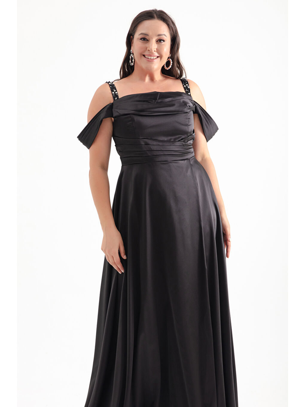 Kadın Siyah Taş Askılı Drapeli Büyük Beden Uzun Abiye Elbise-1