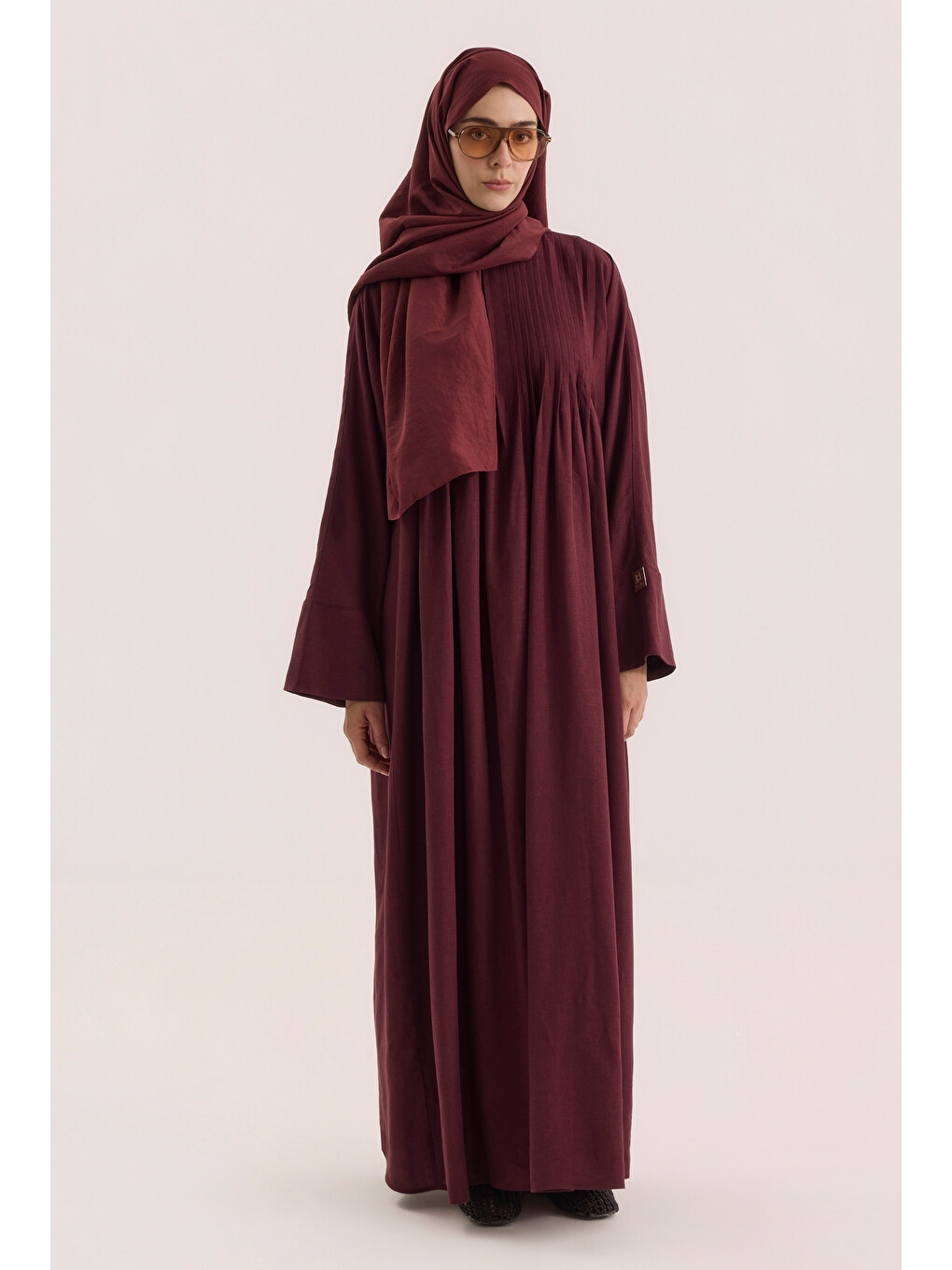 Nervür Detaylı Keten Abaya Bordo