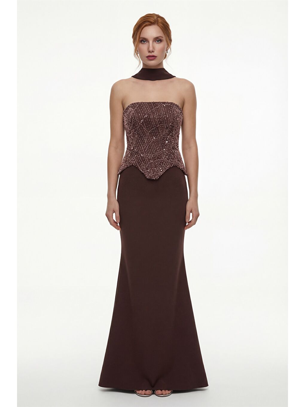 Kadın Kahverengi Dar Kalıp Straplez Taşlı Uzun Balık Abiye