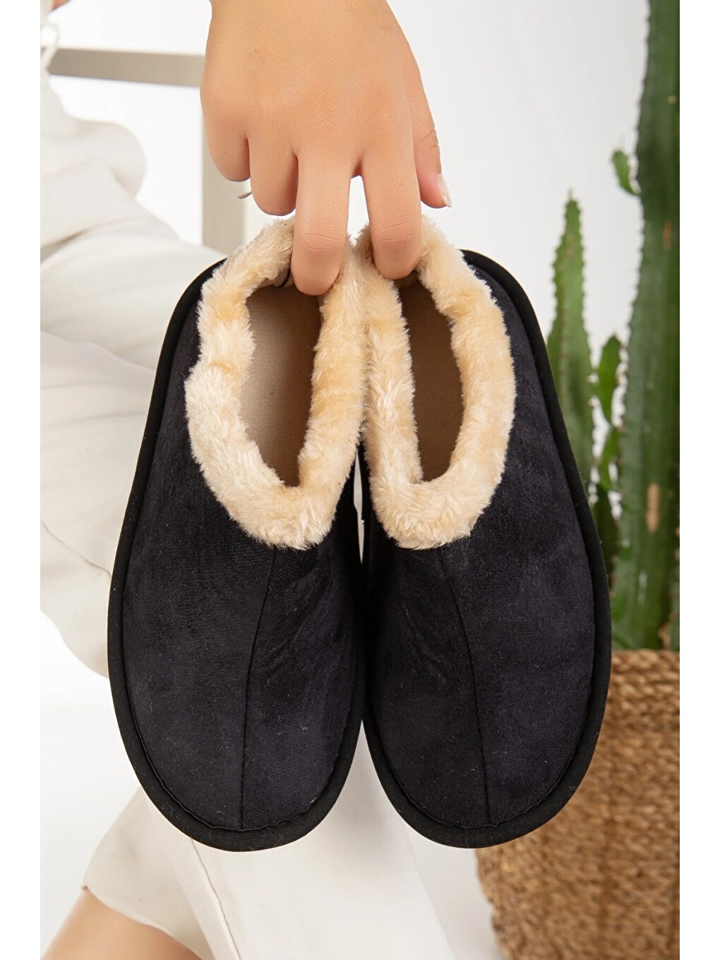 Siyah Unisex Pelüş Içi Yünlü Kışlık Panduf Ev Pandufu Lacivert-1