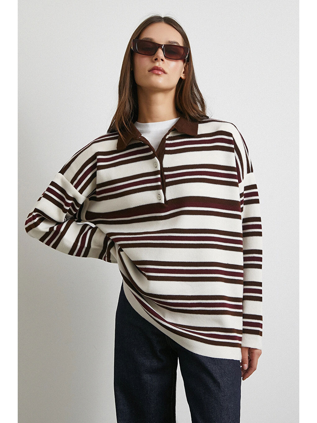 Karışık Polo Yaka Üç Düğmeli Çizgili Kazak Kahve-3