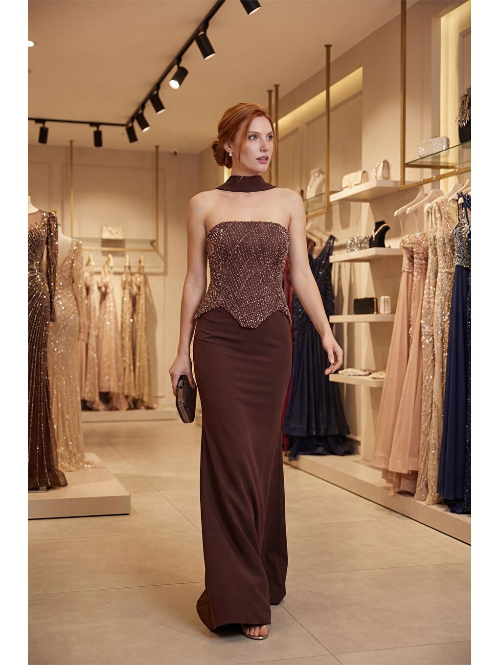 Kadın Kahverengi Dar Kalıp Straplez Taşlı Uzun Balık Abiye-3