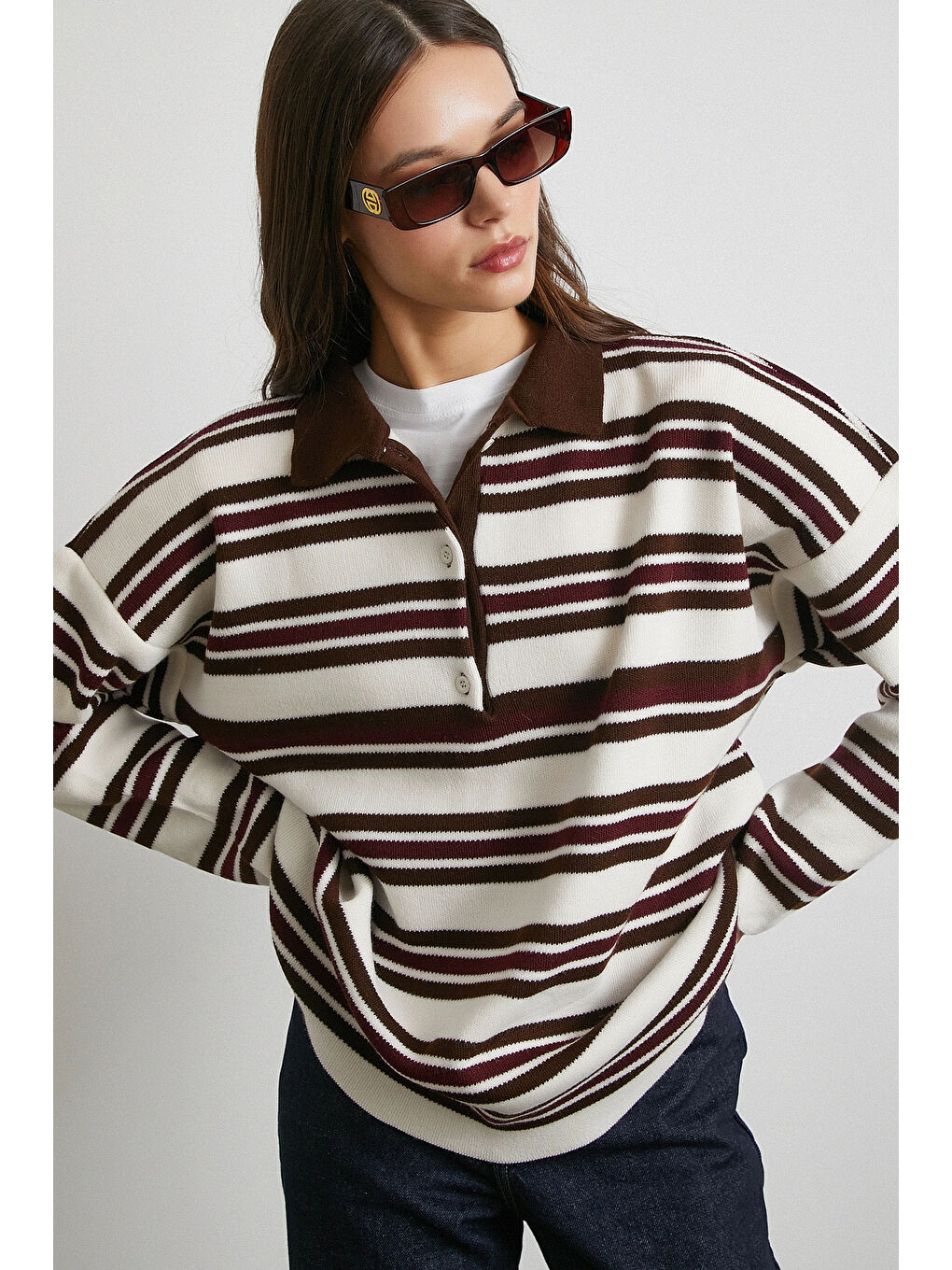 Karışık Polo Yaka Üç Düğmeli Çizgili Kazak Kahve-4