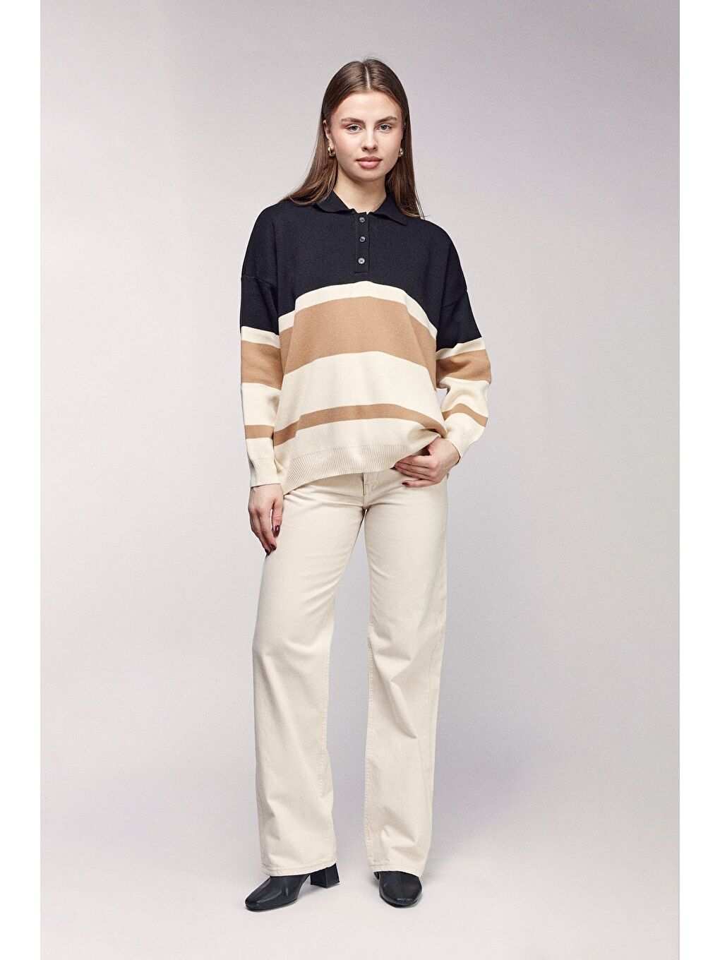 Siyah Renk Bloklu Çizgili Polo Yaka Oversize Kazak-2