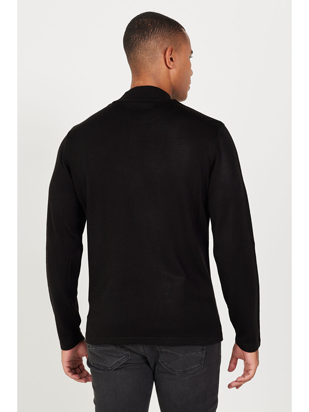 Erkek Siyah Tüylenme Yapmayan Anti-Pilling Standart Fit Yarım Balıkçı Yaka Triko Kazak-4