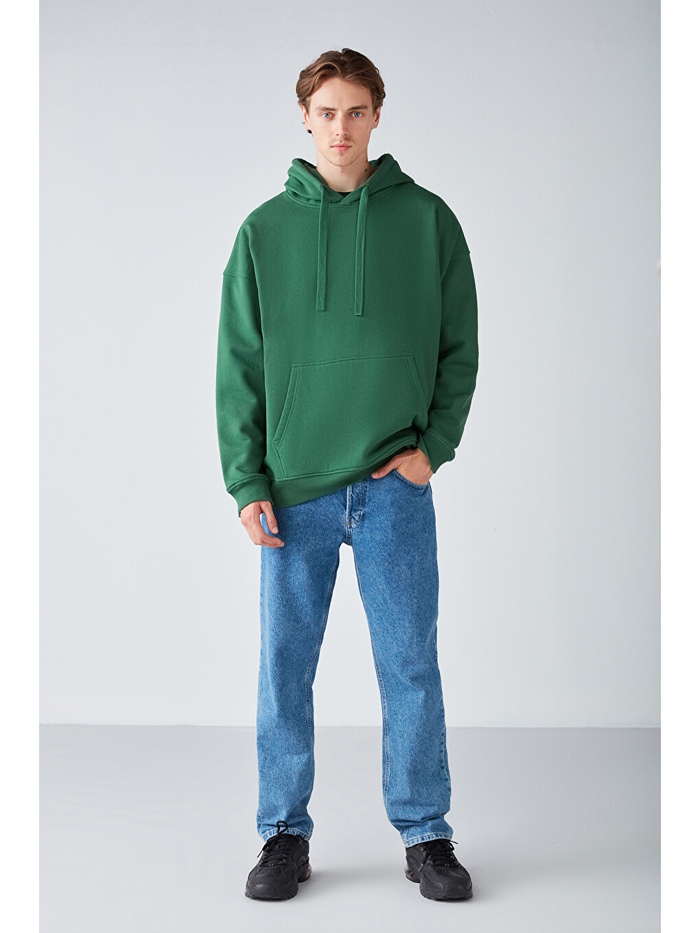 Steve Erkek Yumusaçık Kumaşlı Kordonlu Oversize Kapüşonlu Kanguru Cepli Yeşil Sweatshirt-2