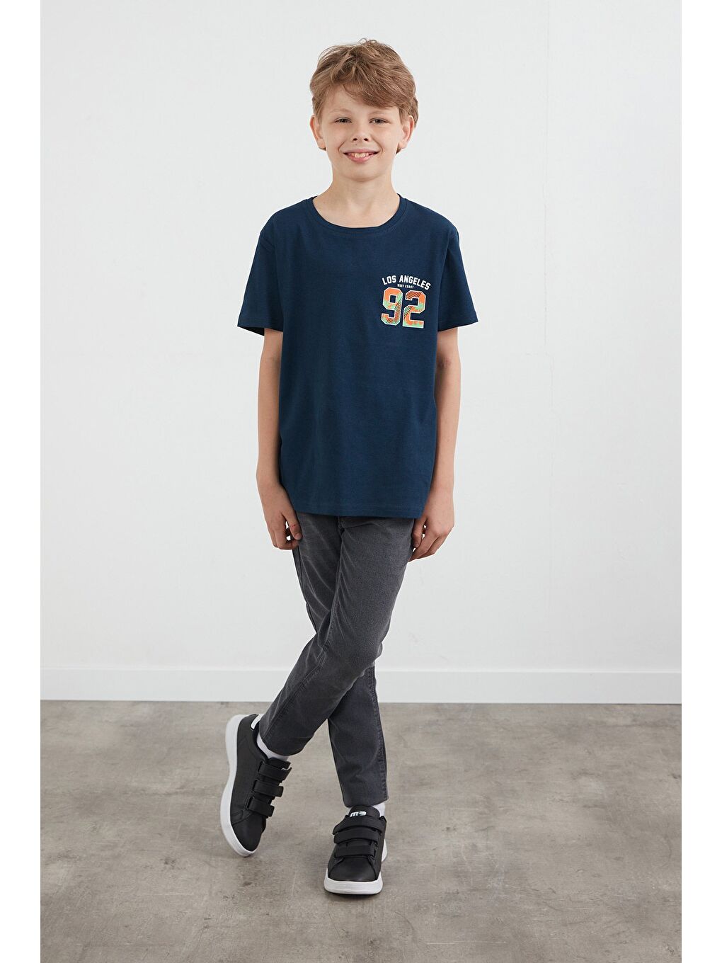 Lacivert Önü Ve Arkası 92 Baskılı Erkek Çocuk Tişört-1