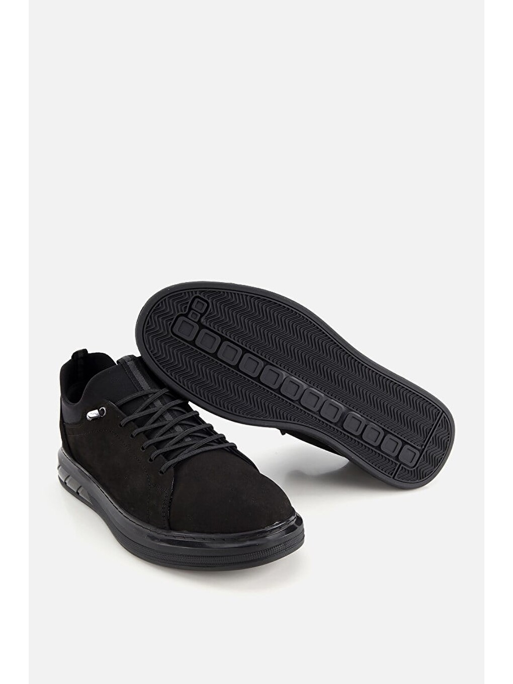 Erkek Siyah Nubuk Deri Bağcıklı Sneaker-5