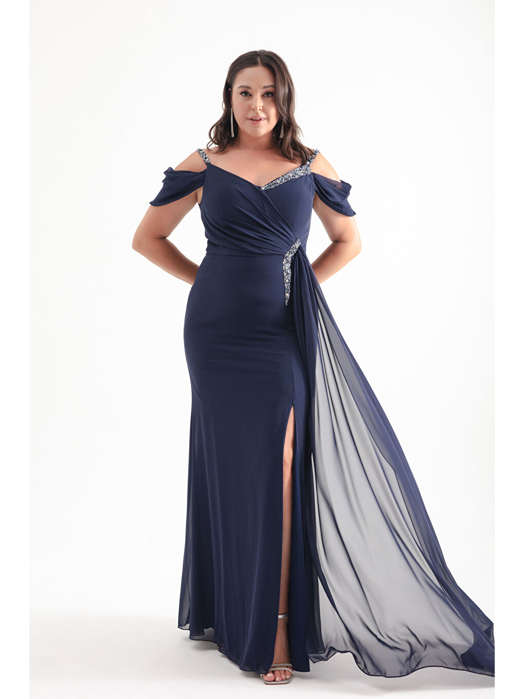 Kadın Lacivert Askılı Taşlı Büyük Beden Abiye Elbise-1