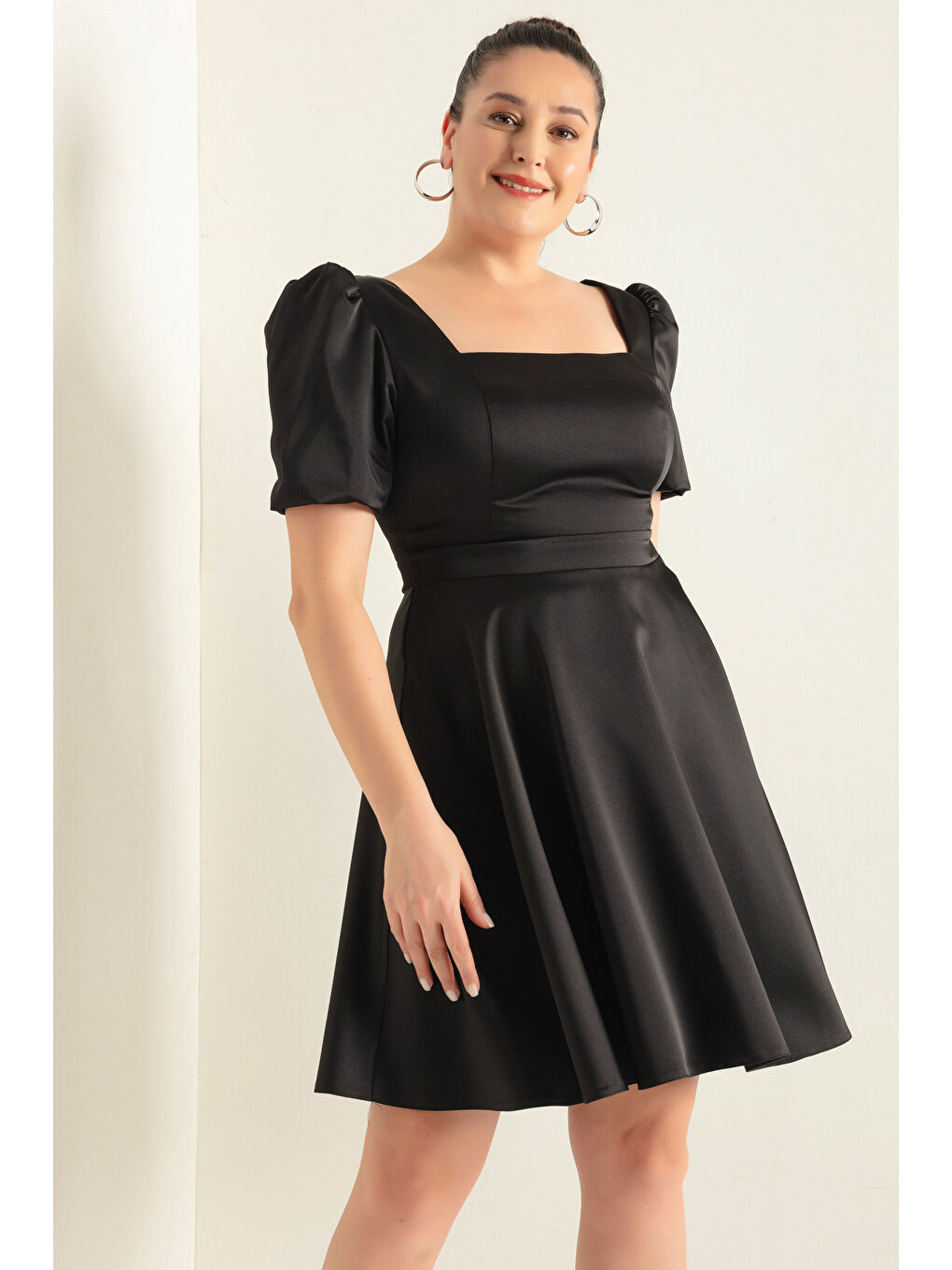 Kadın Siyah Balon Kol Kloş Kesim Mini Büyük Beden Saten Abiye Elbise-2