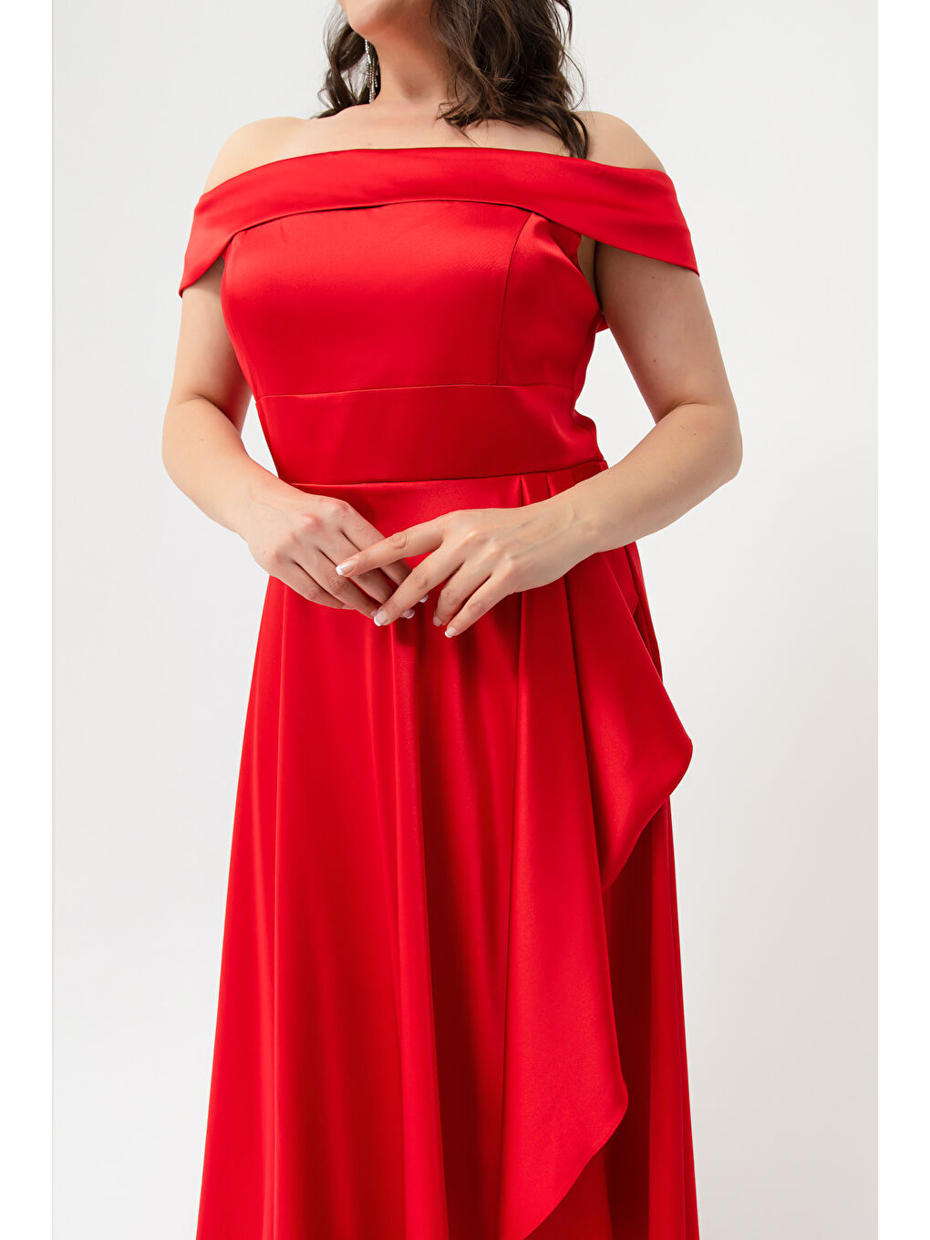 Kadın Kırmızı Kayık Yaka Büyük Beden Saten Abiye & Mezuniyet Elbisesi-3