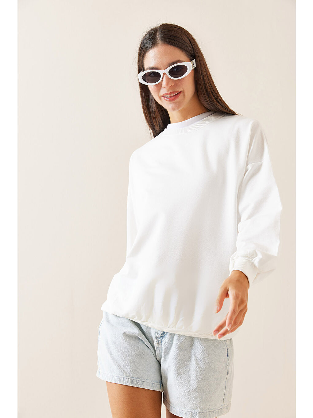Beyaz Bisiklet Yaka Sweatshirt 5YXK8-48918-01-2