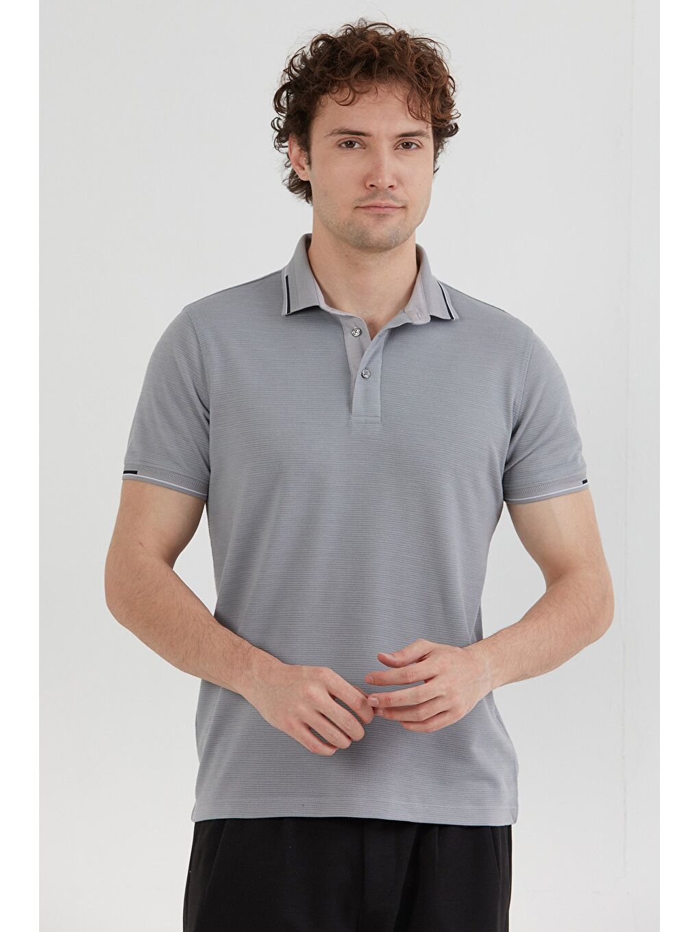 Gri Basic Yarım Düğmeli Polo Yaka Slim Fit Tişört