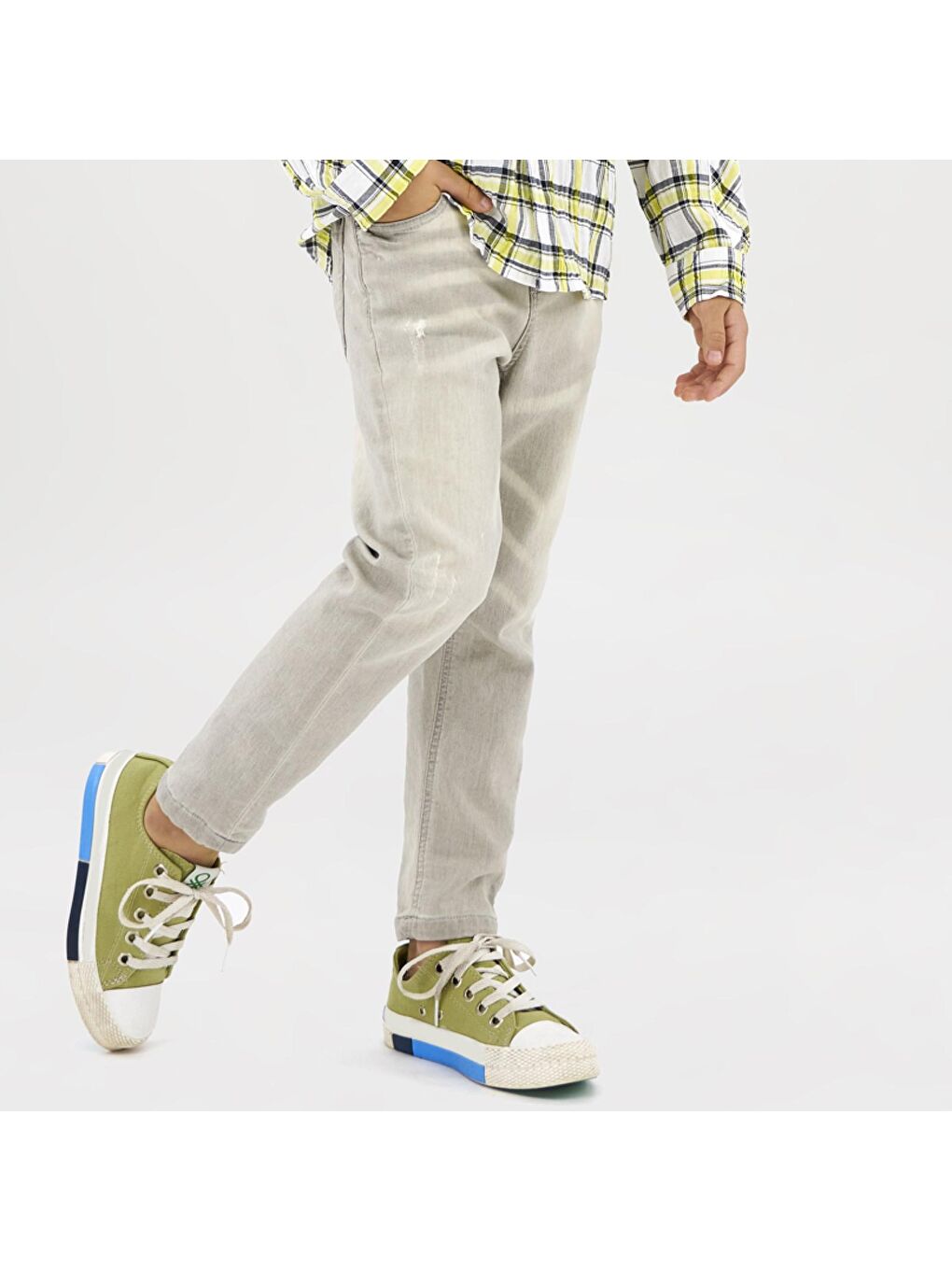 Gri Erkek Çocuk Yıkamalı Denim Pantolon-1