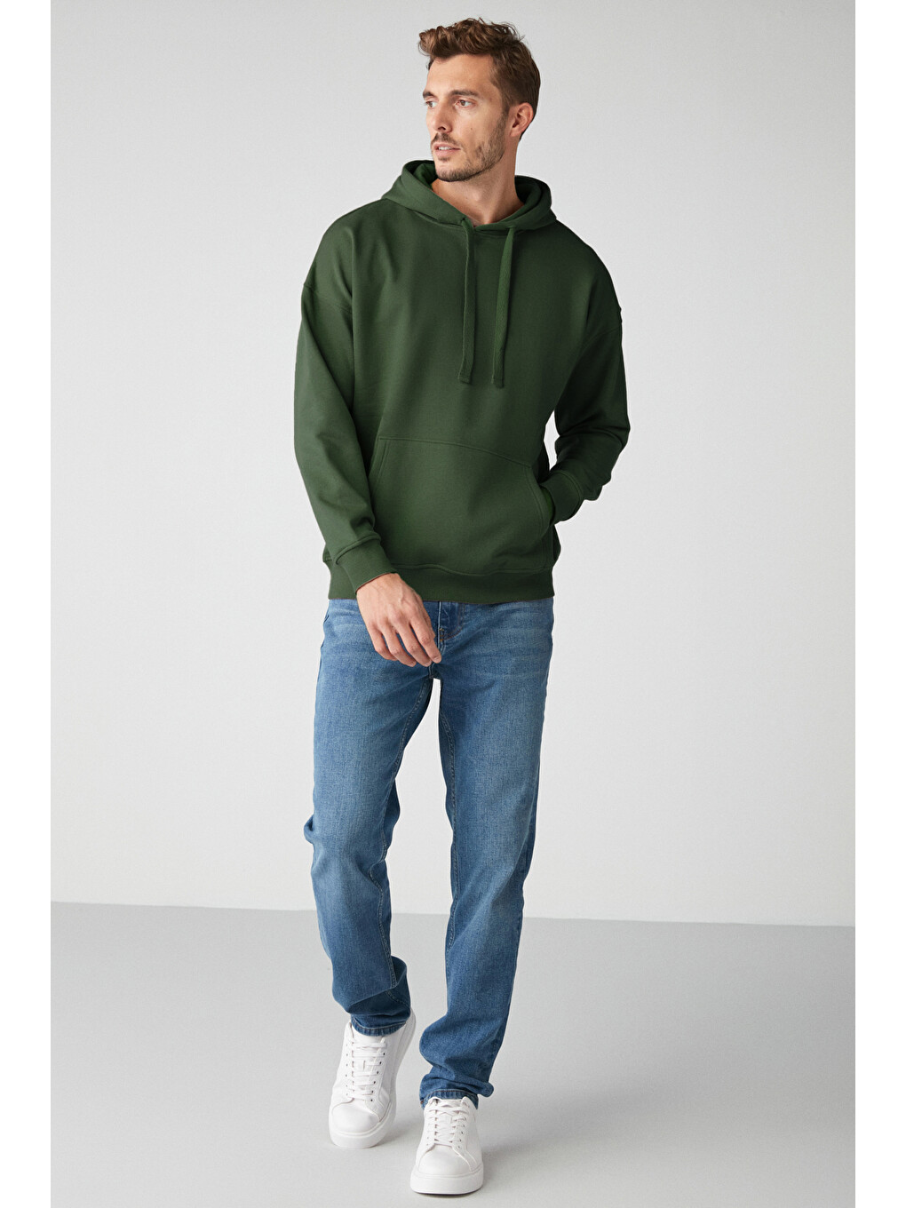 Steve Erkek Yumusaçık Kumaşlı Kordonlu Oversize Kapüşonlu Kanguru Cepli Koyu Yeşil Sweatshirt-2