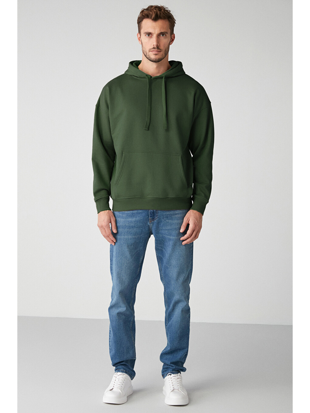Steve Erkek Yumusaçık Kumaşlı Kordonlu Oversize Kapüşonlu Kanguru Cepli Koyu Yeşil Sweatshirt-3