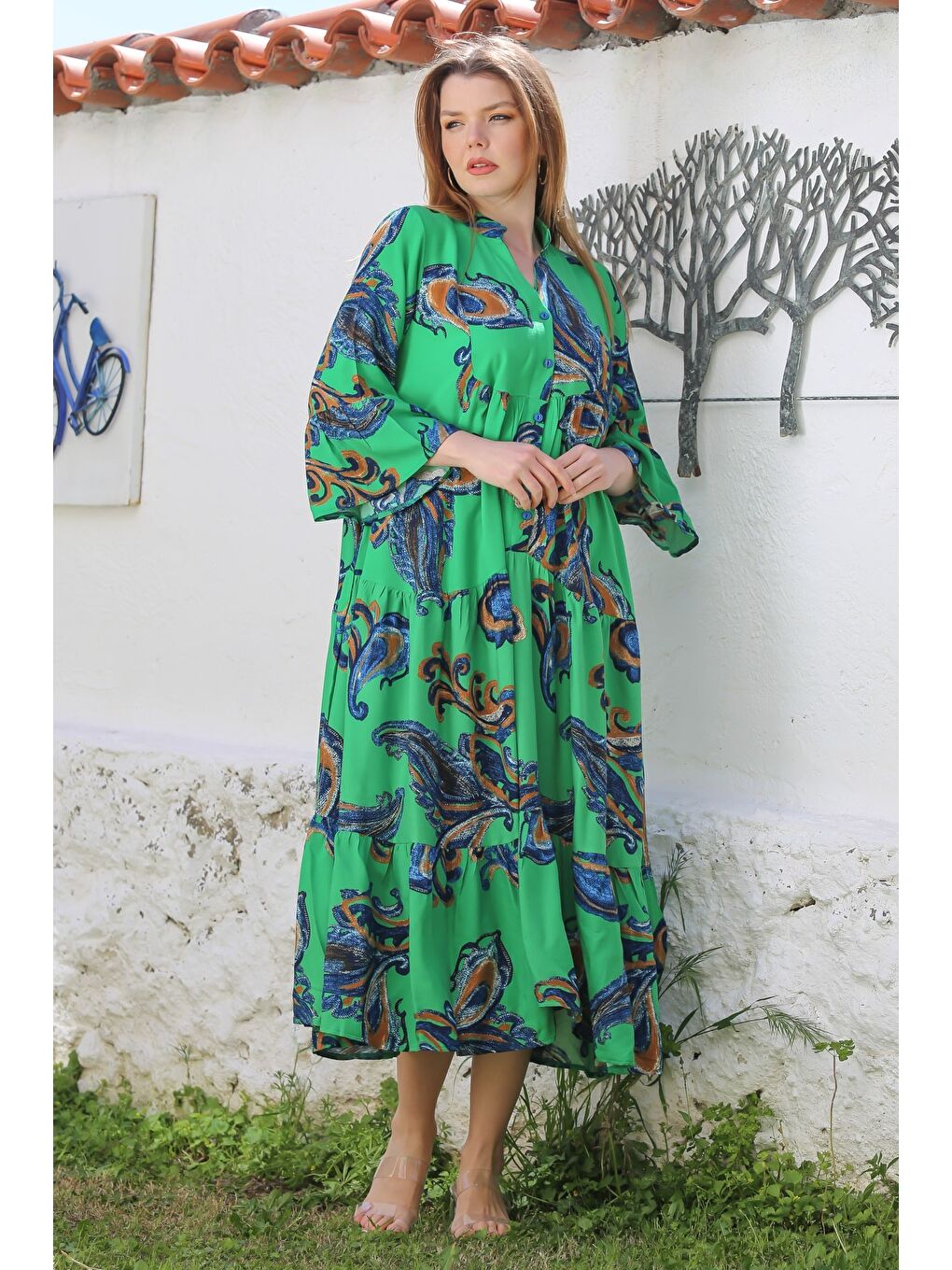 Yeşil V Yaka Fırfırlı Kol Şal Desenli Düğmeli Eteği Fırfırlı Casual Viskon Dokuma Elbise 135 60-2