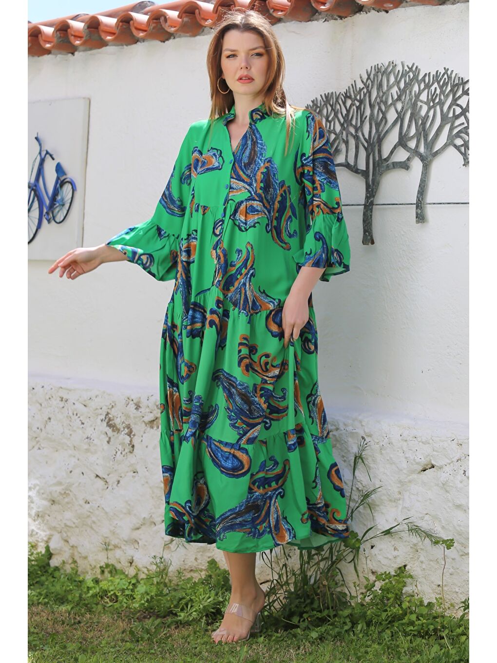 Yeşil V Yaka Fırfırlı Kol Şal Desenli Düğmeli Eteği Fırfırlı Casual Viskon Dokuma Elbise 135 60-3