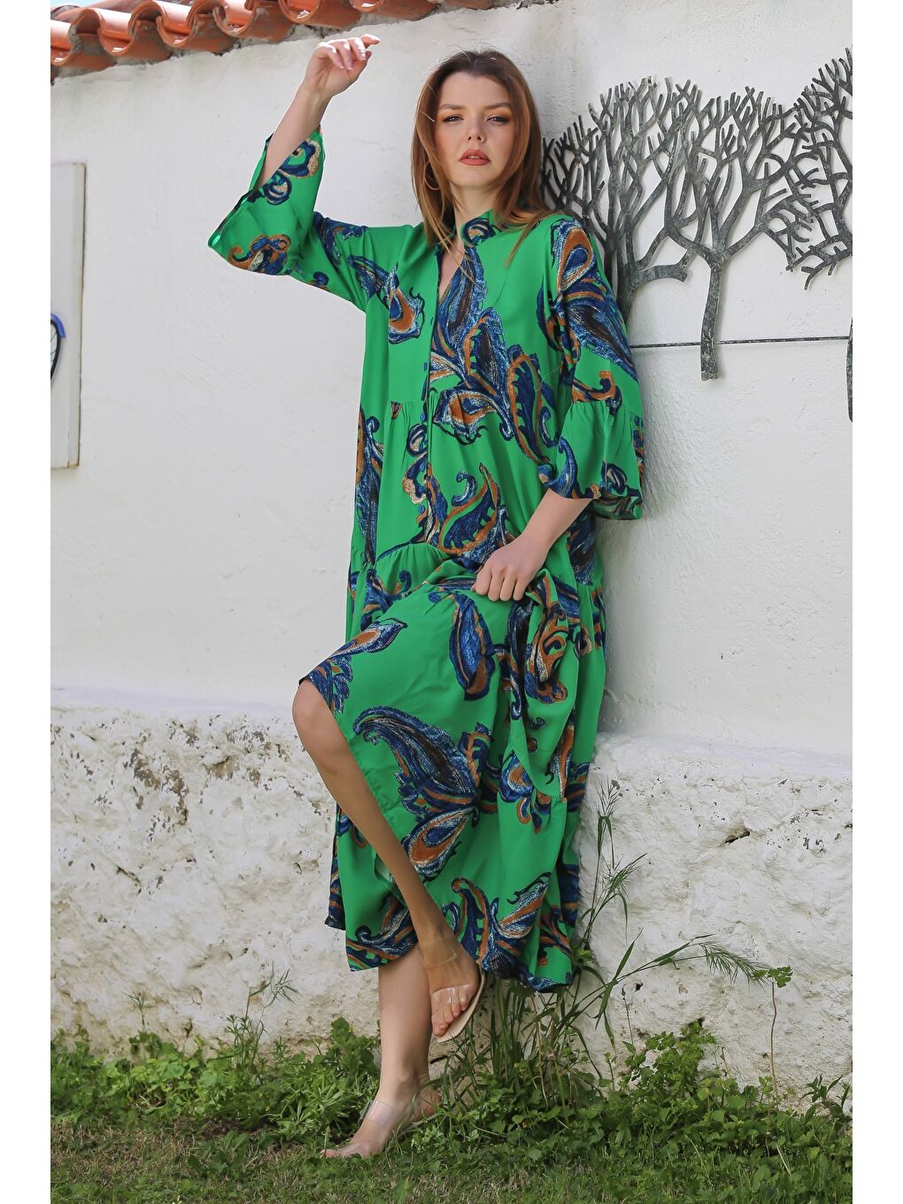 Yeşil V Yaka Fırfırlı Kol Şal Desenli Düğmeli Eteği Fırfırlı Casual Viskon Dokuma Elbise 135 60-4