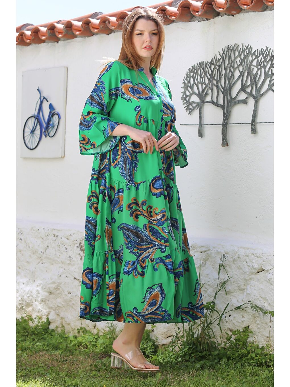 Yeşil V Yaka Fırfırlı Kol Şal Desenli Düğmeli Eteği Fırfırlı Casual Viskon Dokuma Elbise 135 60-5