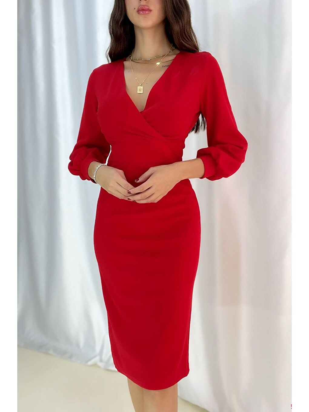 Kırmızı Krep Kumaş Uzun Kollu Kruvaze Yaka Elbise