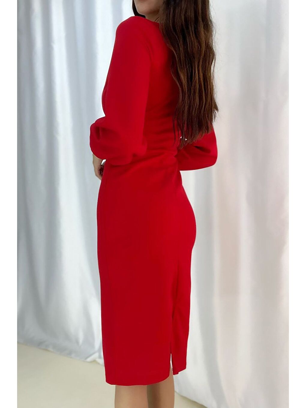 Kırmızı Krep Kumaş Uzun Kollu Kruvaze Yaka Elbise-1