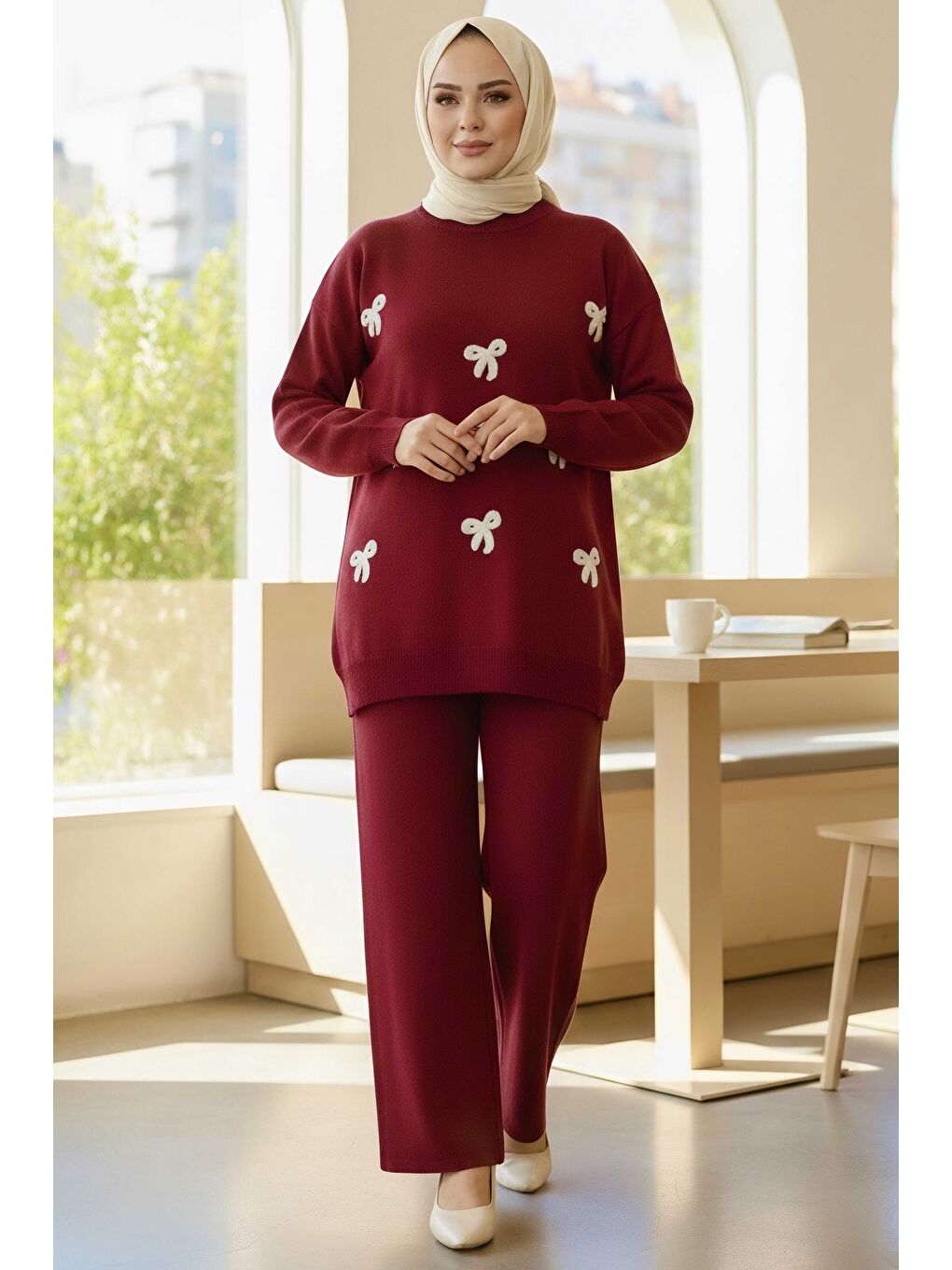 Fiyonklu Nakışlı İkili Triko Takım Bordo - 28032-BORDO-1