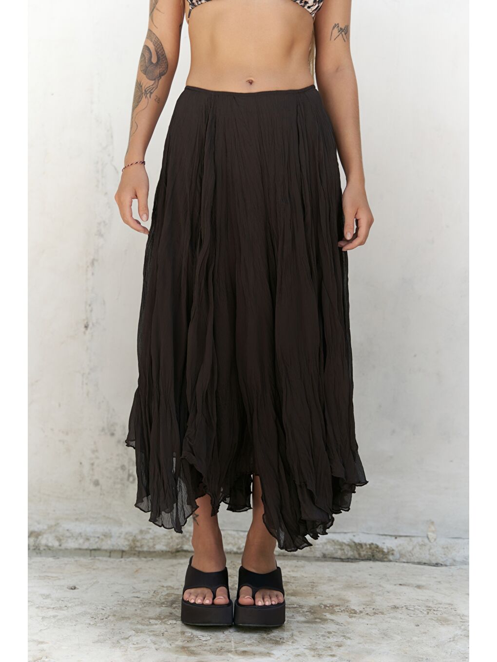 Kahverengi Assa Pileli Kahve Etek