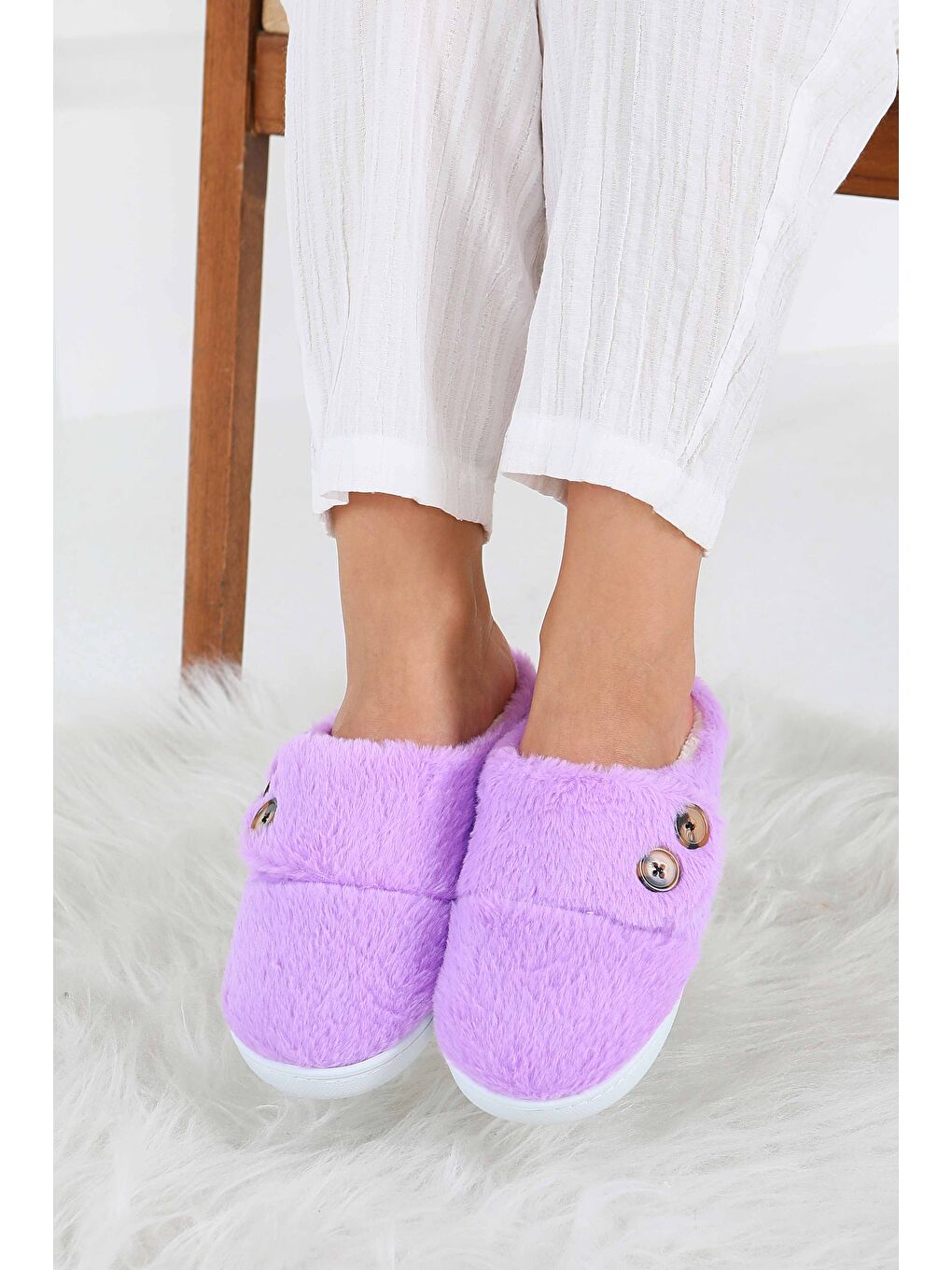 Kadın Lila Düğmeli Düz Ev Terliği - 27777-LILA-1