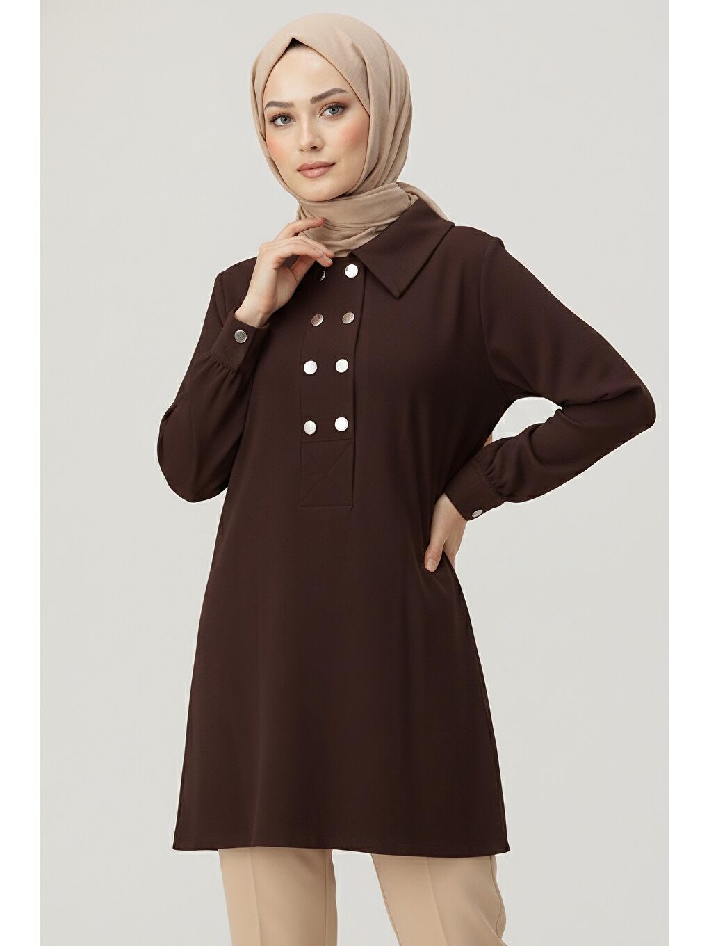 Kahverengi Düğme Detaylı Modal Tunik Kahve - 28041-KAHVE-1