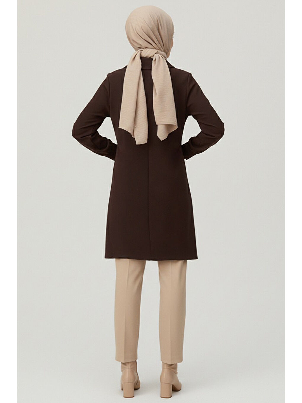 Kahverengi Düğme Detaylı Modal Tunik Kahve - 28041-KAHVE-2